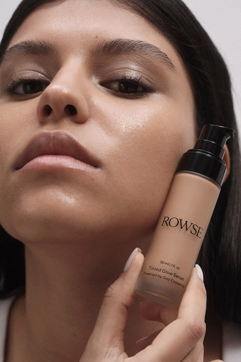 TINTED GLOW SERUM WITH EXOSOMES MEDIUM